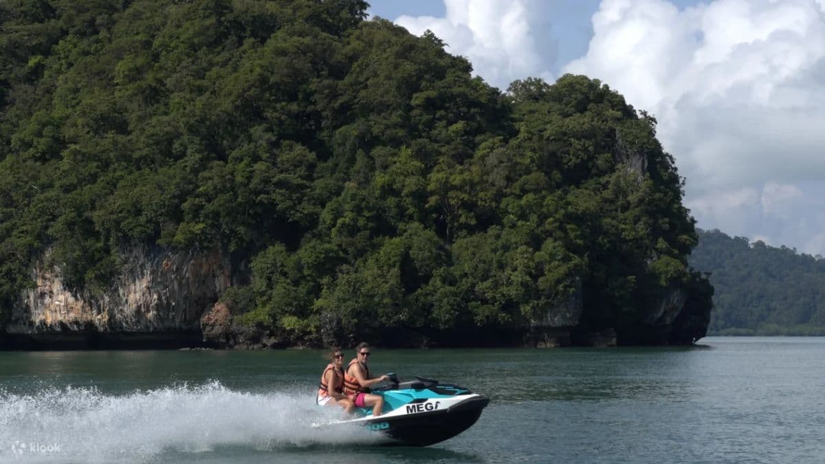 Descubrimiento de Tuba Island: Tour de cuevas y cultura en moto de agua