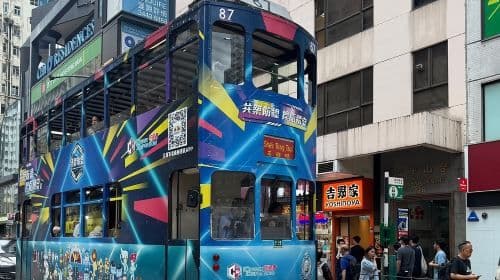 A Private City Tour of Hong Kong with Mercedes-Benz Day Tours