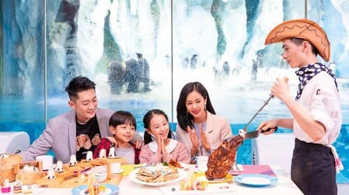 Buffet breakfast/lunch/dinner at Emperor Penguin Restaurant in Zhuhai Chimelong Ocean Kingdom Resort Penguin Hotel