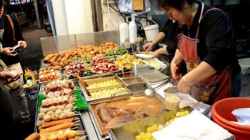 Wycieczka kulinarna po Hongkongu z lokalnym przewodnikiem: Uczta dla smakoszy, w 100% spersonalizowane wycieczki jednodniowe