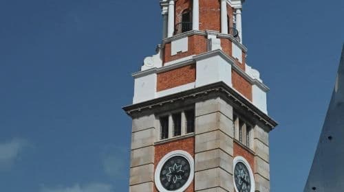 Hong Kong Palace Museum + Victoria Peak + Victoria Harbour Night Cruise + Sunset Open-Top Bus Tour – 1-Day Group Tour (20 Pax) Day Tours