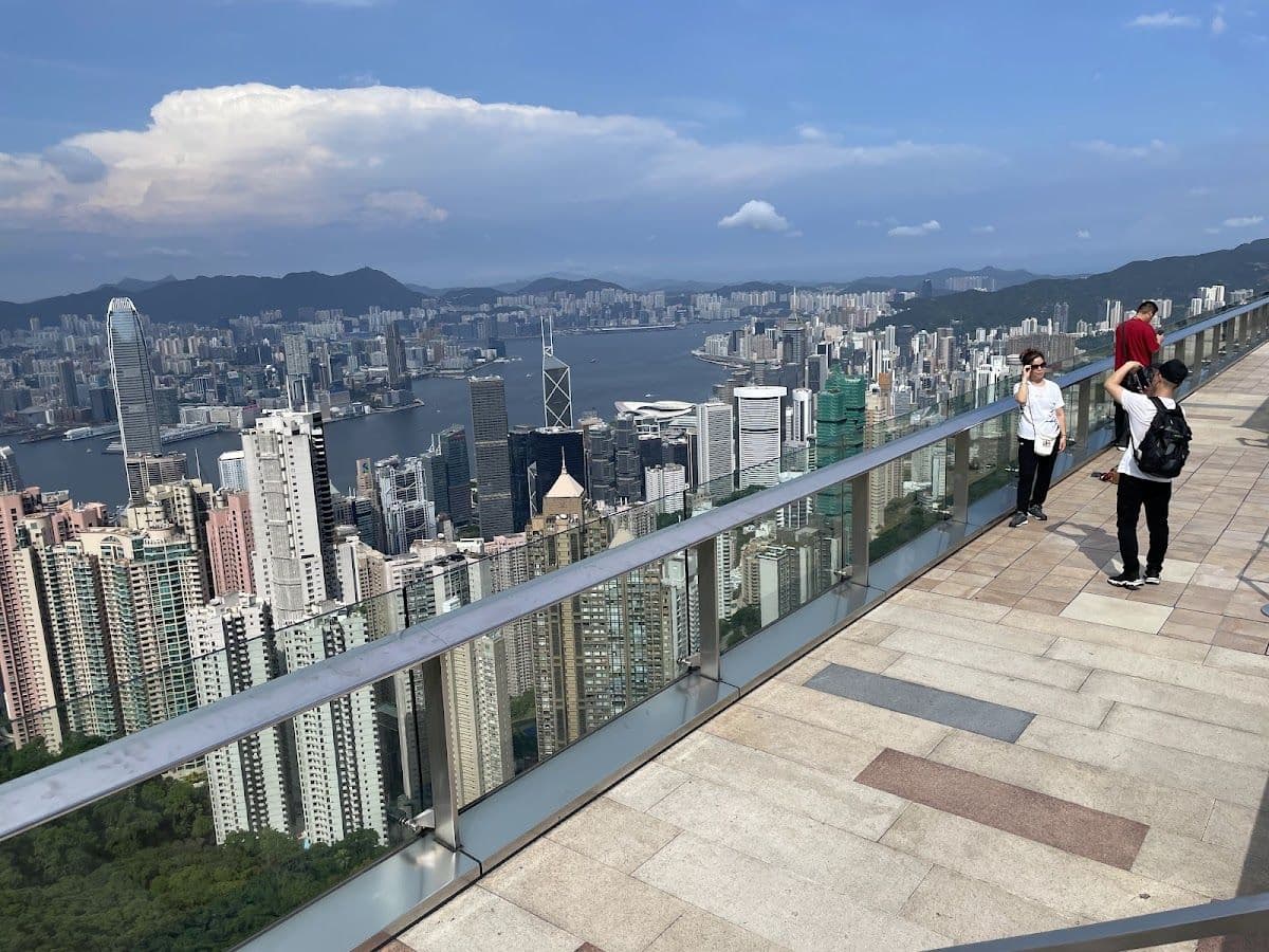Hong Kong Peak Tram Ticket & Sky Terrace 428 Transport Passes