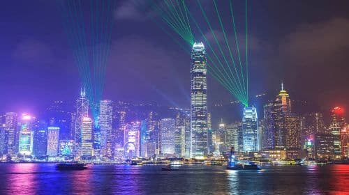 Crociera notturna speciale di Hong Kong nel Victoria Harbour (super yacht da 90 piedi) Pass per i trasporti