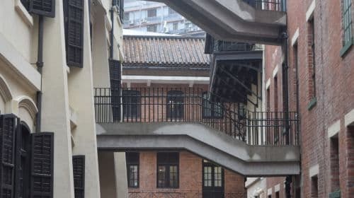 Tour di mezza giornata a Hong Kong: Tai Kwun, Ding Ding Car e vista notturna dal Peak cable car per piccoli gruppi