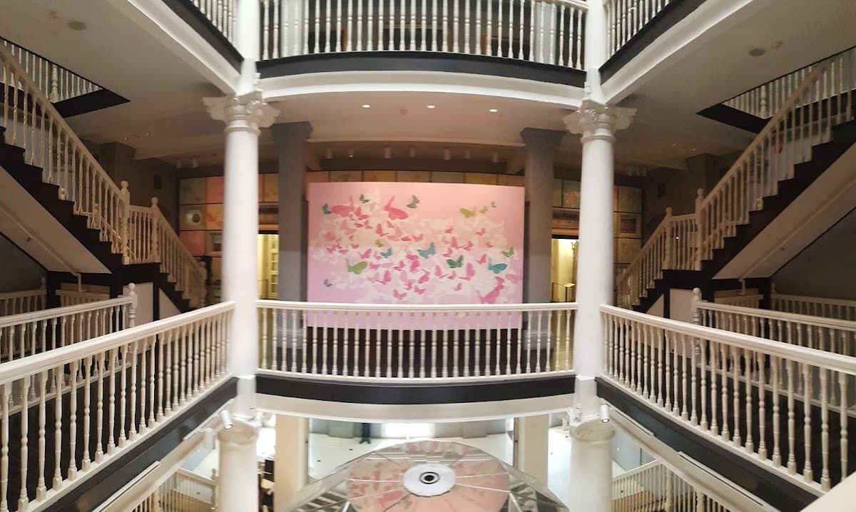  Peranakan Museum