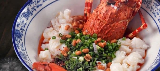 LUBUDS | Charcoal Bar a Tsim Sha Tsui | Pranzo con grigliata di mare e carne con vista mare