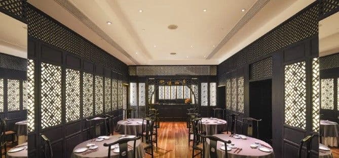 LUBUDS | Charcoal Bar a Tsim Sha Tsui | Pranzo con grigliata di mare e carne con vista mare