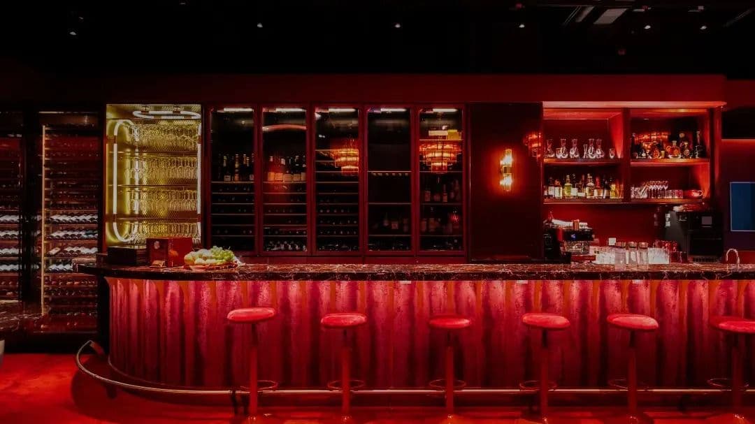 LUBUDS | RED ROOM - THE SPEAKEASY BAR | Oriental-Themed Cocktail Experience