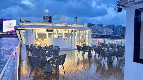 Victoria Harbour National Day Fireworks (Water Taxi) Premium Sightseeing Cruise Ticket + Access to Open-Air Deck + Unlimited Drinks Transport Passes