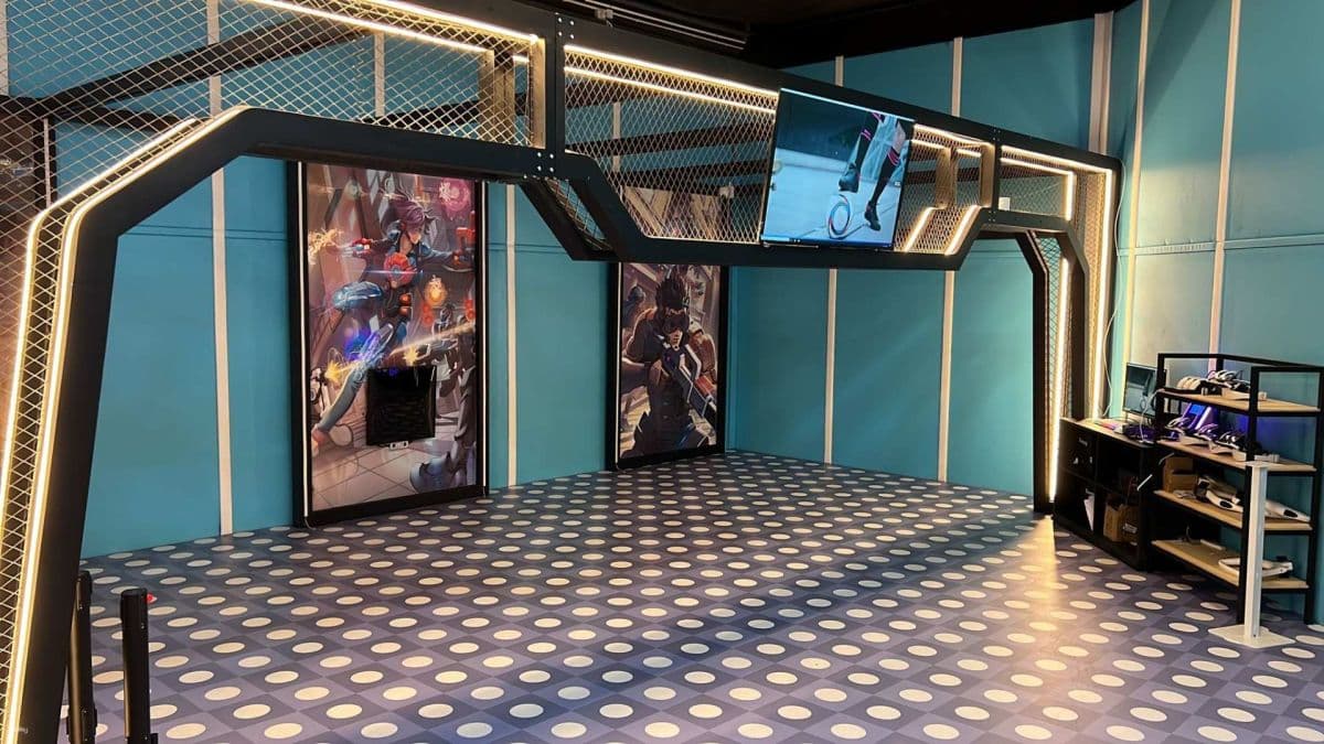 [Parent-Kid] Childlike Indoor Playground Admission Ticket: MR Interactive Experience Zone & Boat Rafting & Ball Pit & Dressing Stage | Hong Kong