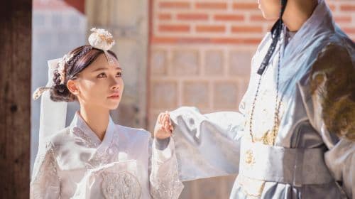 Ewha Premium Hanbok Experience (Anguk Station Exit 6)