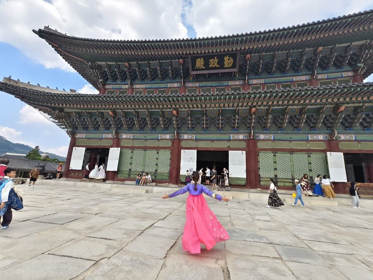 Hanbok Rental Experience with Korean Hairstyling at Hanboknam