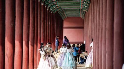 Spacer po historycznej stolicy i wycieczka kulinarna | Gyeongbokgung Palace & Bukchon Hanok Village & Gwangjang Market – wycieczki jednodniowe