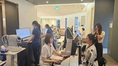 Cuidados Premium com a Visão (Ambos os Olhos) + Exame e Consulta (Opções de SMILE/PRK/LASIK avaliadas)