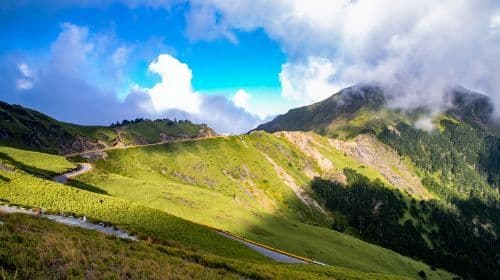1-day tour to Qingjing Farm and Hehuan Mountain in Nantou, Taiwan [Departing from Taichung City] | Join-in tour buy 1 get 1 free Day Tours