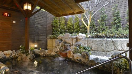 Beitou Dadi Hotel öffentliches Nacktbad + Nachmittagstee-Gutschein (Wochenende + NT$200. Wochentag in der Hochsaison + NT$400. Feiertag in der Hochsaison + NT$600)