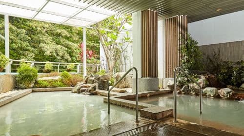 Beitou Dadi Hotel openbaar naaktbad + afternoon tea optiecoupon (weekend + NT$200. Hoogseizoen doordeweeks + NT$400. Hoogseizoen weekend/feestdag + NT$600)