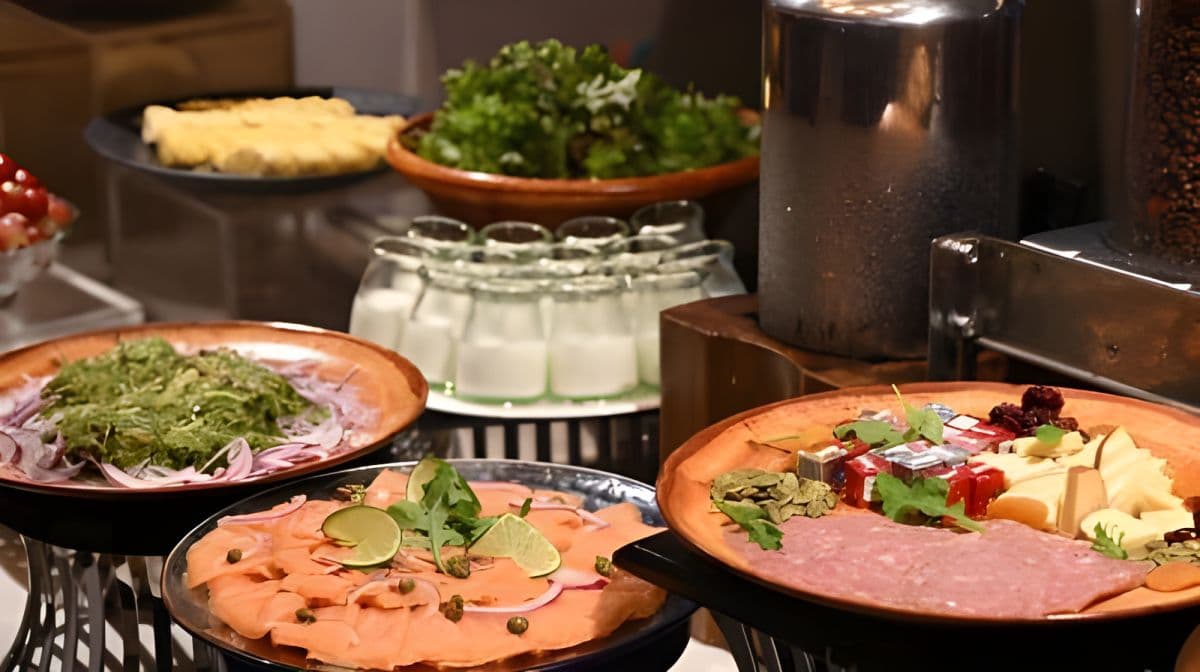 90-minute hot spring bath for 2 persons at the Beitou Dadi Hotel + buffet breakfast coupon (no surcharge during Non-peak season and holidays. NT$400 on weekdays Peak season, NT$600 on holidays Peak se