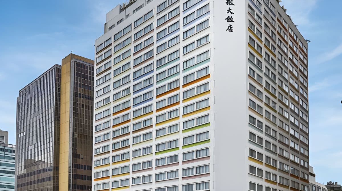 Cupón para el almuerzo buffet en Checkers del Caesar Hotel Taipei (NT$100 para cenas entre semana y NT$300 para almuerzos o cenas de fin de semana)
