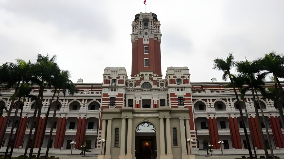 Chiang Kai-shek Memorial Hall + National Palace Museum + Shilin Official Residence Classic Taipei Half-Day Tour/5H Day Tours