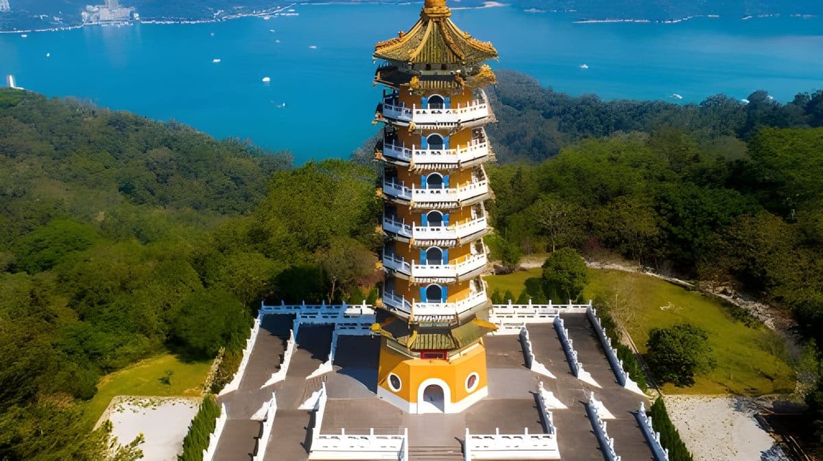 Depart from Taipei | Sun Moon Lake one-day tour[One-Day Check-in Pearl + Food and Beverages Experience in the Central Taiwan] Day Tours