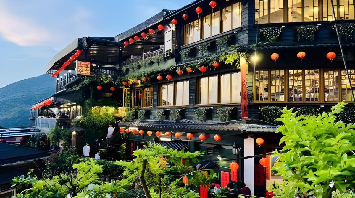 Shifen + Pingxi + Jiufen Old Street + Keelung MiaoKou Night Market private Charter-Tour [Abfahrt ab Taipeh] Tagestouren