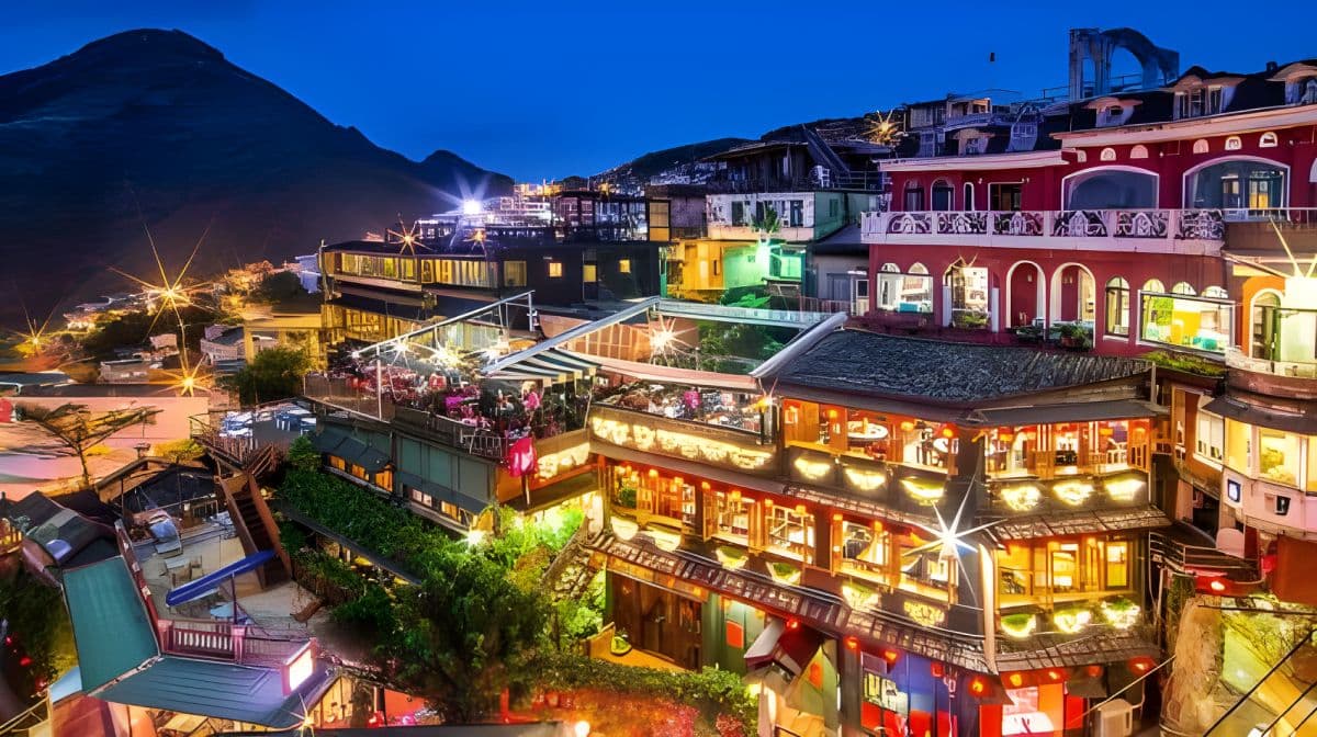 Shifen Old Street & Jiufen One-Day Tour