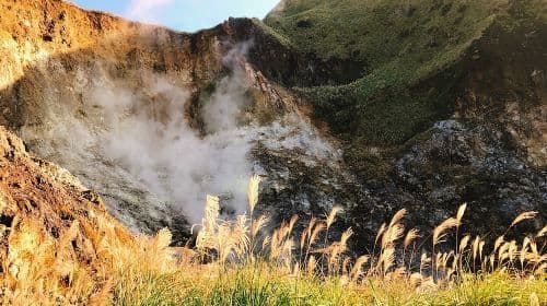 Tour di gruppo: Beitou e Yangmingshan in giornata da Taipei
