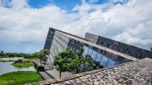 Star Dream Amusement Park + Yilan Lanyang Museum + Toucheng Old Street + Luodong Night Market [Yilan private charter] Day Tours