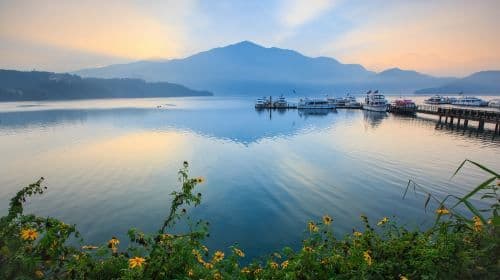 Sun Moon Lake one-day tour [Stand-up paddleboarding SUP] Day Tours