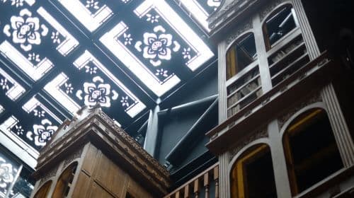 Taichung private car tour: Taichung city attractions + Lukang Old Street + Feng Chia Night Market [Departing from Taichung] Day Tours