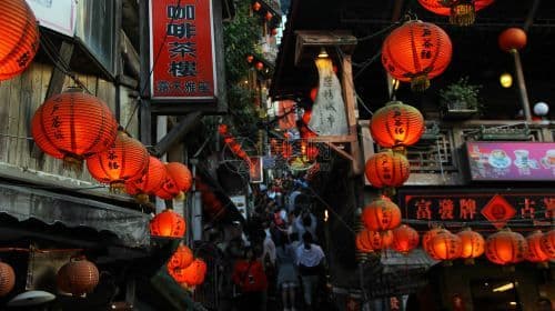 Vertrek vanuit Taipei: 1-daagse tour naar Yehliu, Jiufen, Shifen & Golden Waterfall