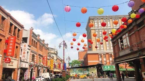 Taipei National Palace Museum + Chiang Kai-shek Memorial Hall + Monga Longshan Temple one-day tour[Guaranteed Departure] Day Tours
