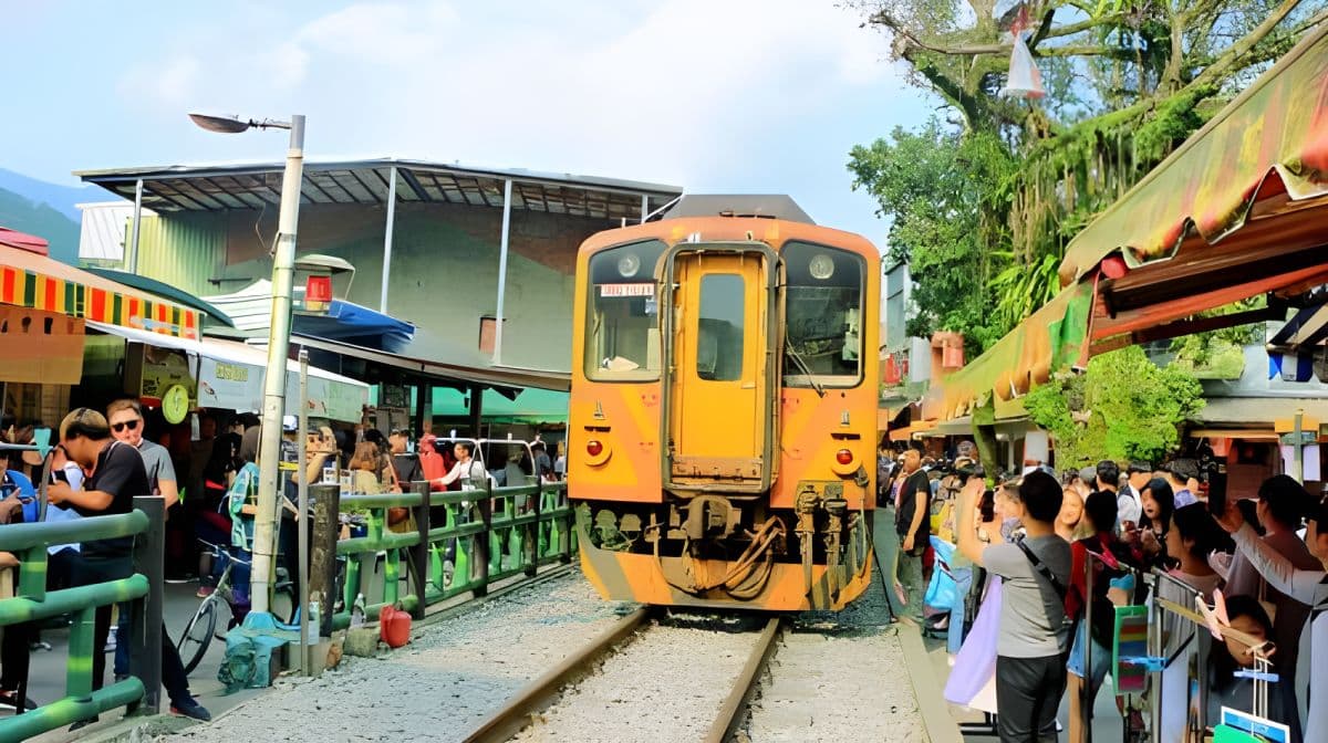 Taiwan Shifen Waterfall Park + Shifen Old Street + Jiufen Old Street Tagestour [*#Classic Tour#*] Tagestouren