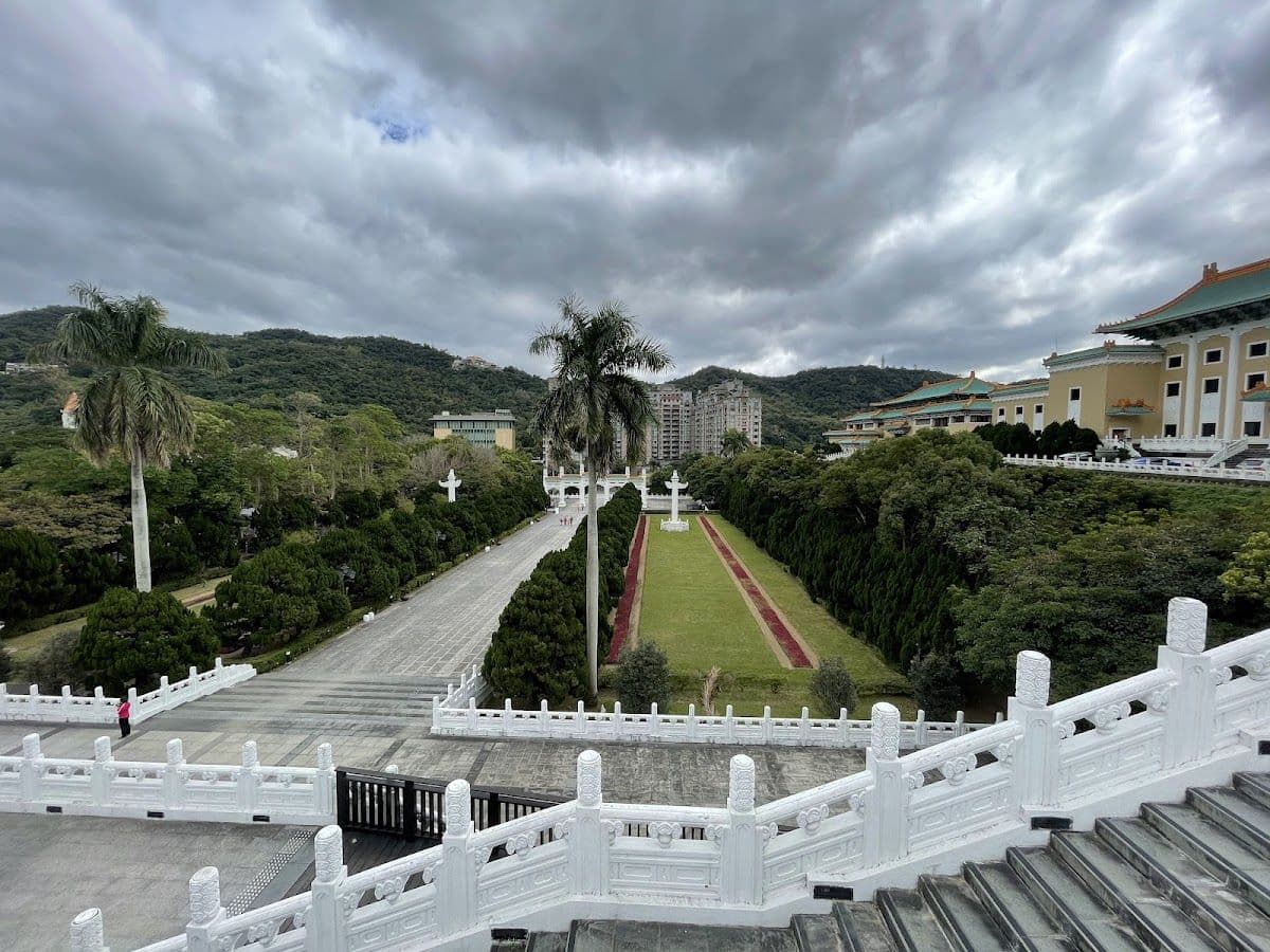 Yangmingshan & National Palace Museum Day Tour (陽明山故宮一日遊)