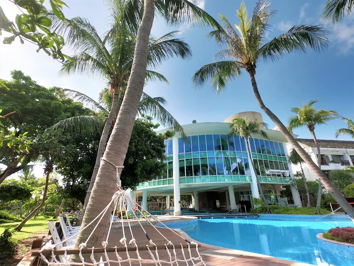 YOHO Beach Resort