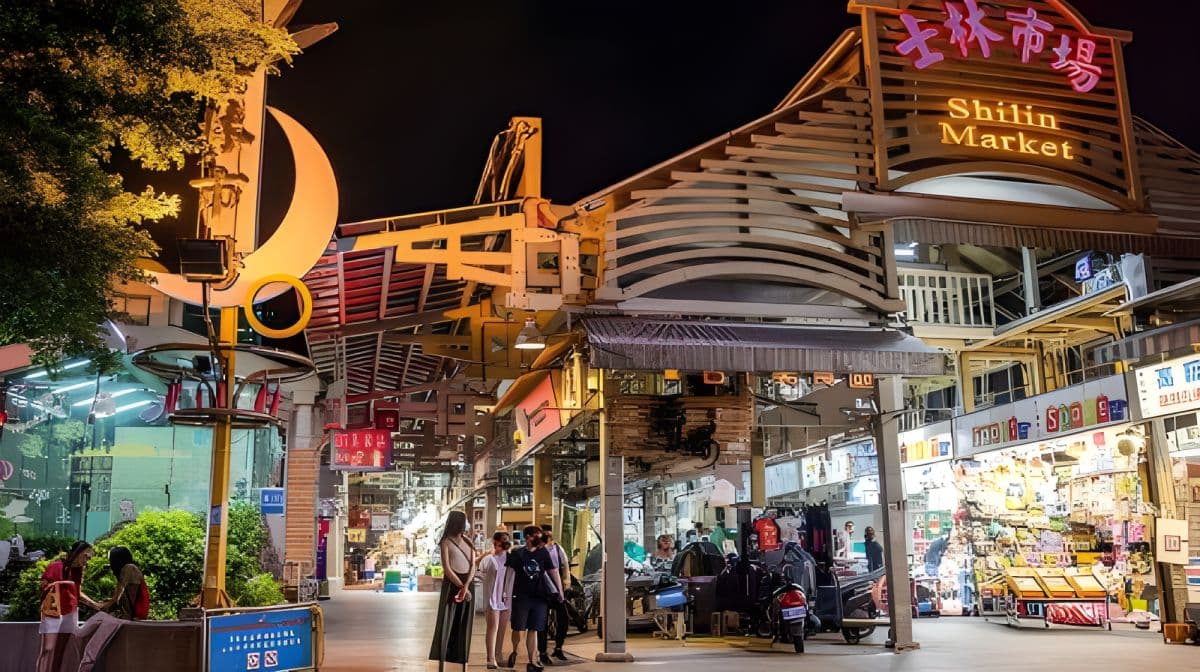 [Privétour] Wandeltour Shilin Night Market met een privégids (2 uur)