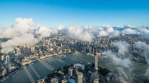 3-Hour Shanghai Bund Swift Tour with River Cruise or Skyscraper
