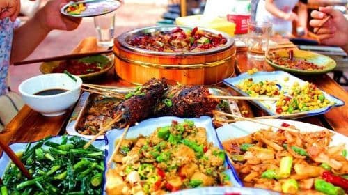 4-Hour Private Illuminated Beijing Tour with Authentic Chinese Dinner on Hutong Street
