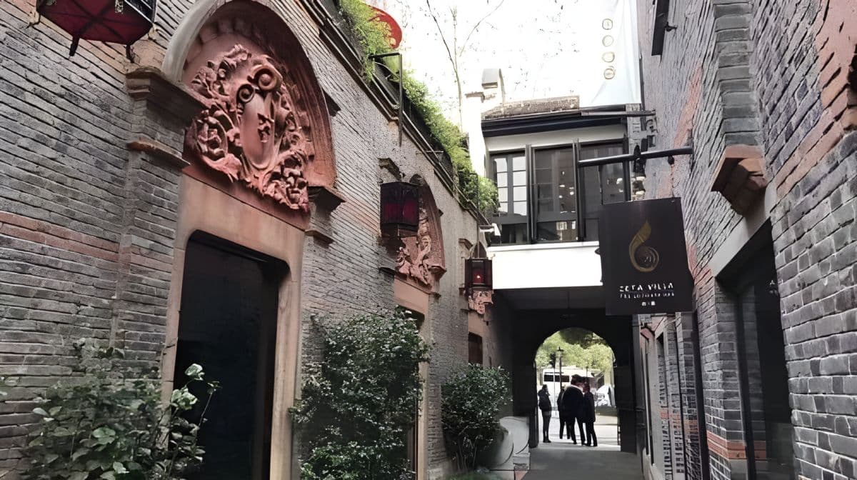 Full-Day Old Shanghai City Lifestyle and Culture Private Tour with Lunch
