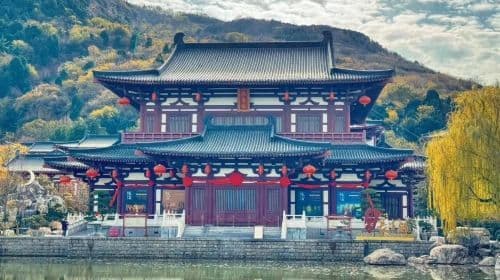 Emperor Qinshihuang's Mausoleum Site Museum (Terracotta Army) + Huaqing Palace 1-day tour in English/Song of Everlasting Sorrow/Empress of Tang Dynasty Day Tours