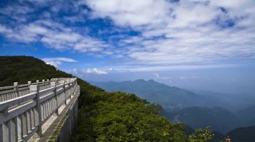 Gold Buddha Mountain (North Gate) Entry Ticket + Round-trip Ropeway