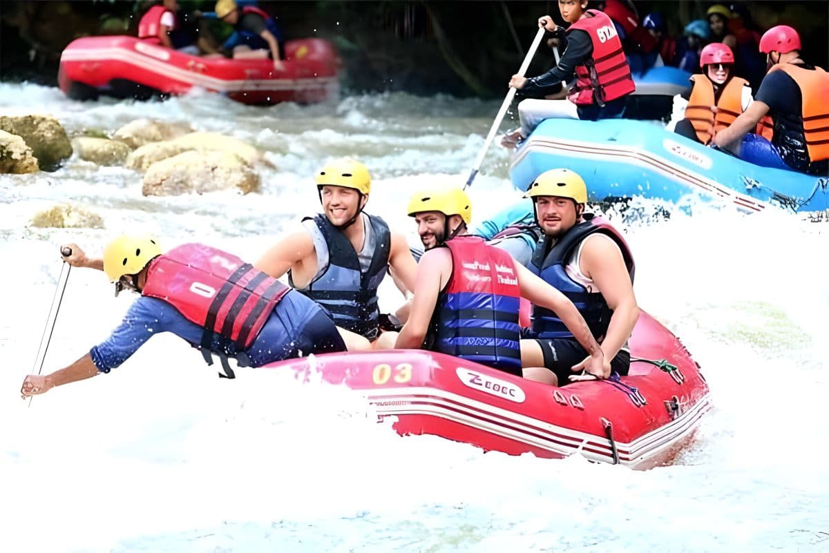Dagtrip White Water Rafting Avonturentour in Phang Nga inclusief transfer