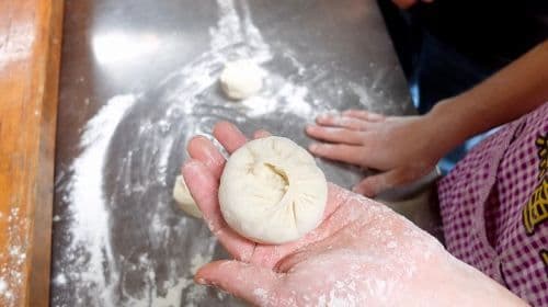 Half-Day Chinese Bun Cooking Class with Local Spice Market Visit