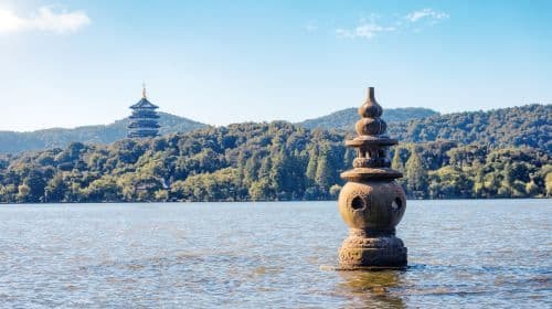 Hangzhou Leifeng Pagoda + Su Causeway Stroll + West Lake Cruise + guide Half-Day Tour Day Tours