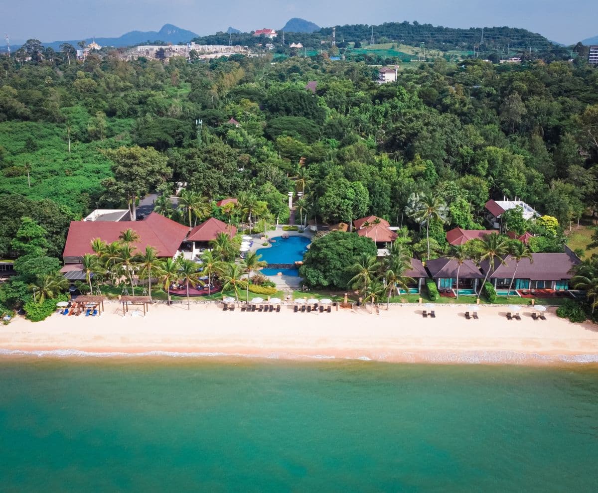 (Free eSIM) Full day Pattaya beach with Halal Set Lunch and rooftop sunset