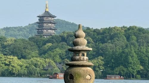 Leifeng Tower admission ticket + West Lake painted cruise (landing on Three Pools Mirroring the Moon island) ticket + live guide service Day Tours