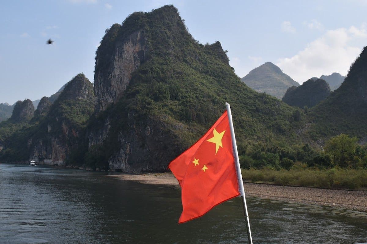 Li River 3 Star Cruise from Guilin to Yangshuo + Lunch + Pick up