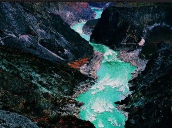 Lijiang to Shangri-La Scenic Drive - Tiger Leaping Gorge, Haba Snow Mountain, White Water Terrace