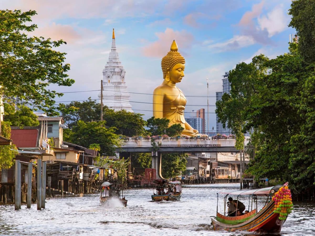 Tour de 3 templos icónicos: Tour grupal al Grand Palace + Wat Arun + Wat Paknam con almuerzo incluido